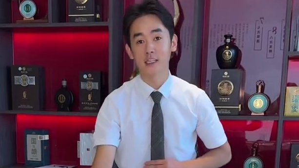 萧山老板们聚会宴请都爱去的君品雅院现在居然上了超划算的请客套餐！光两瓶习酒都值回这个价格了！#商务宴