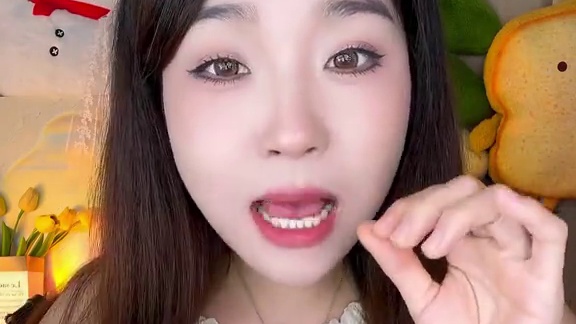 人类猫条之和朋友们一起装进去了哈哈哈4个口味！新品小龙虾味道也有！80包，真的是实现魔芋爽自由#零食