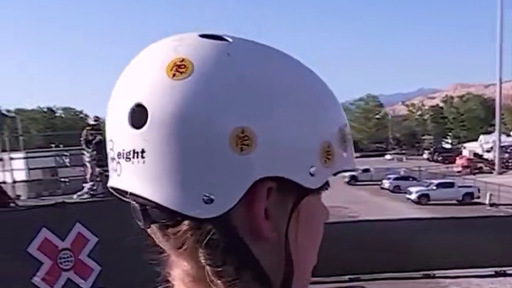 Reese Nelson斩获Women's Skateboard Vert Best Trick铜牌