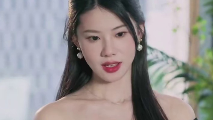 他们要你卑微脆弱，那你偏要活得勇敢坚强