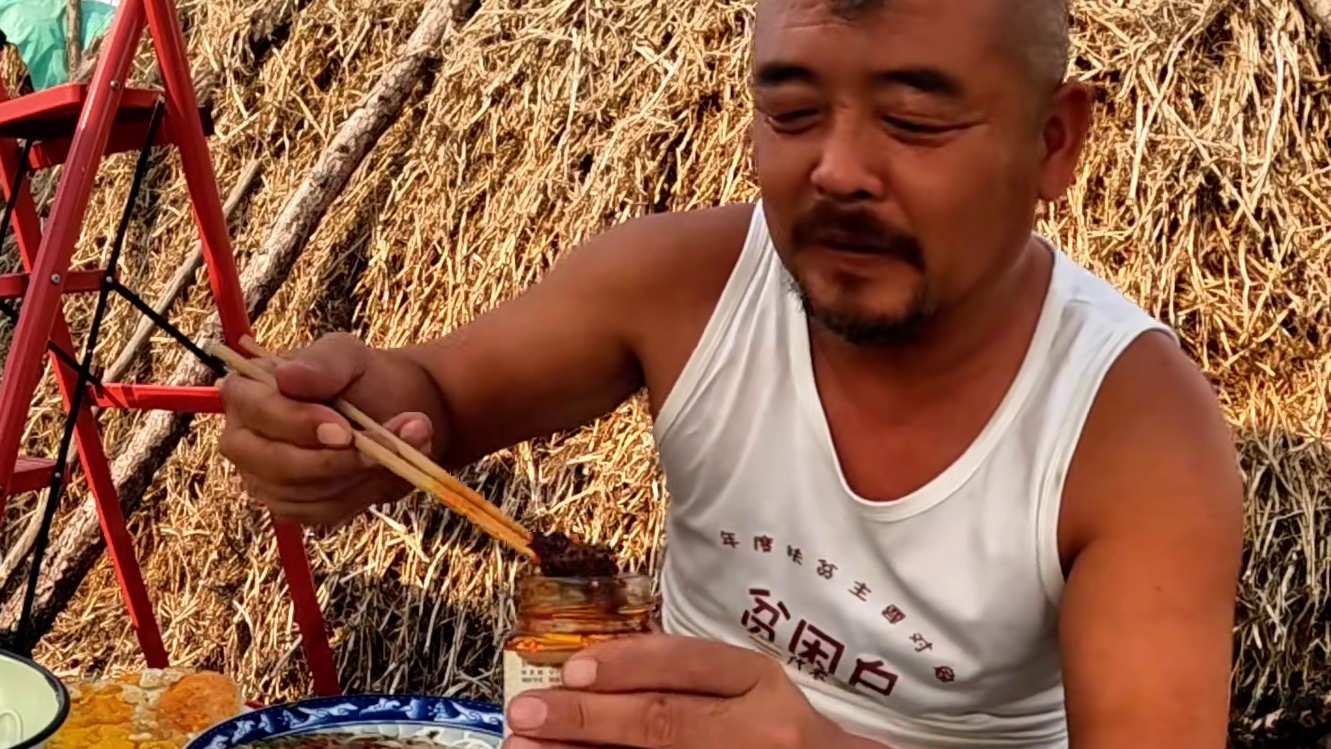 大热天的早上，来一碗热腾腾的牛肉面，吃完浑身是胆#一碗面