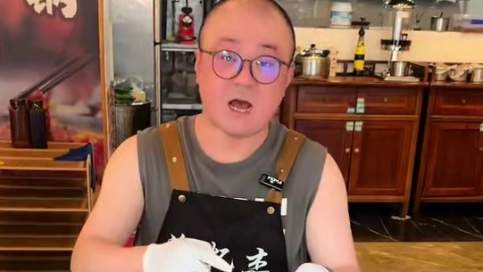 眉山也能吃到地道的重庆火锅了，真的还不错#同城美食 #重庆火锅味道相当巴适