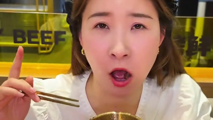 【新店开业必囤69双人餐】溪悦荟居然新开了一家专做潮汕牛肉的碳烤烤肉！超高品质肉肉吃起来的确不一样！