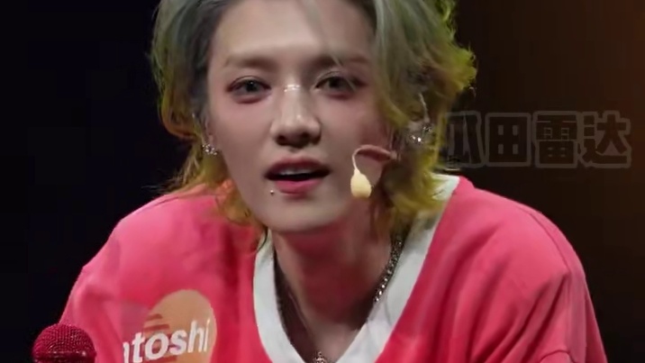 哥暴瘦是为了上镜更好看，支持鹿晗身材自由！ #鹿晗 #鹿晗演唱会 #关晓彤 #感情