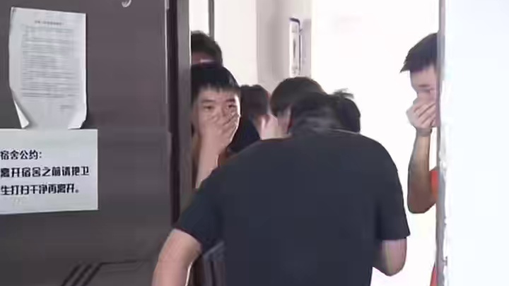 当化工博主遇到恶霸邻居