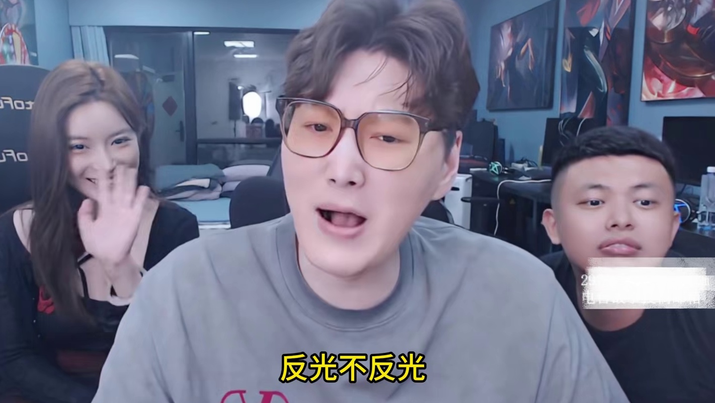 三桂园区经典拉窗帘