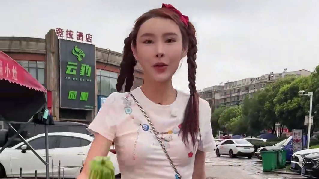 江西小炒每一道都是下饭菜，又辣又上头，千金直呼太好吃了 #无辣不欢 #江西小炒 #南昌美食 #妈呀太