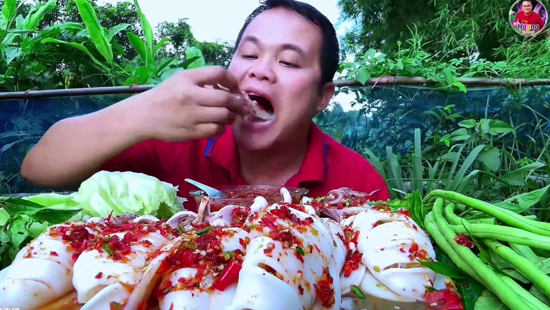 完整版新鲜剁椒️凉拌大墨鱼 #铃铛大叔长视频 #泰国大叔#泰国美食#泰国海鲜#内容启发搜索