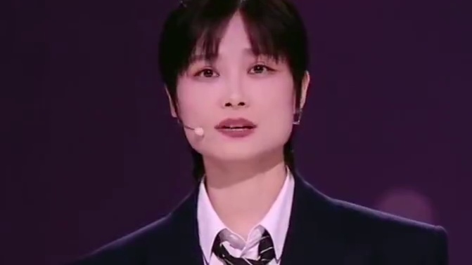 这才是真的出道即顶流#李宇春 #娱乐评论大赏 #李宇春脱口秀 #娱乐评论大赏 #考古