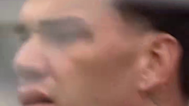 再度见证门将超巨失误！