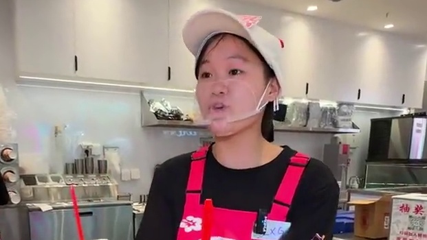 滑县吾悦广场的DQ！买一送一！还有机会拿口红和香水！ #DQ空降滑县吾悦 #滑县吾悦DQ开业