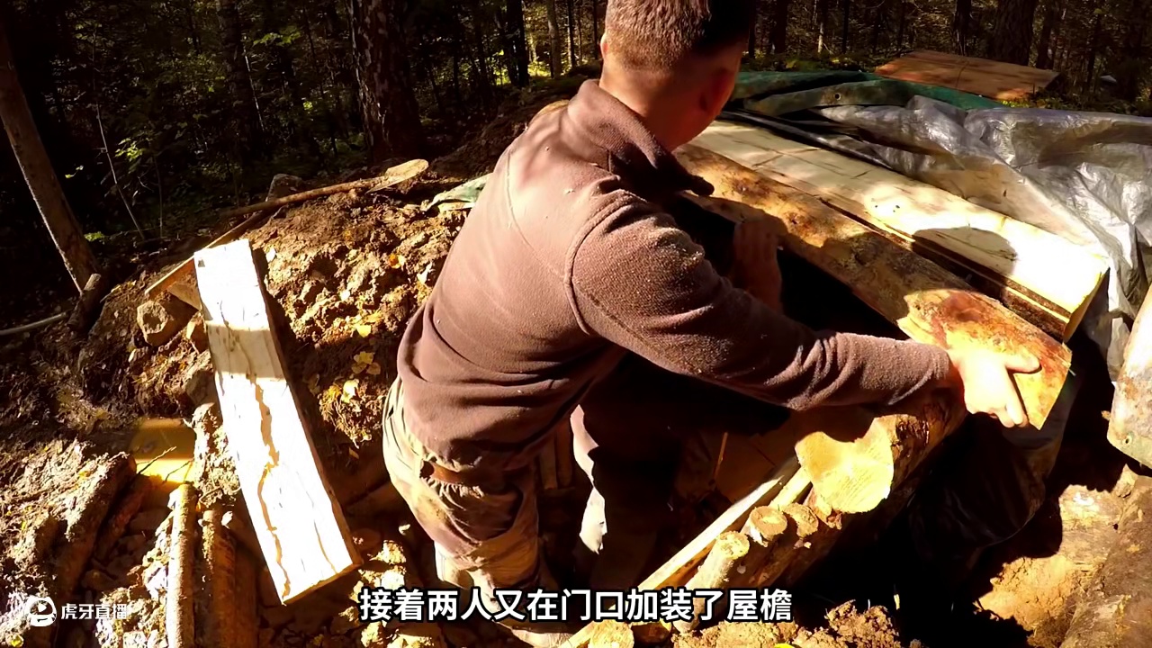 第1集：在野外竟然能建造这么好看的小屋，而且还带全景天窗