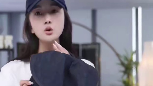 牛仔布时尚百双肩背包 #创作灵感 AP洛哥【黑标系列/大号】牛仔布拼牛皮时尚双肩背包#背包 #时尚百