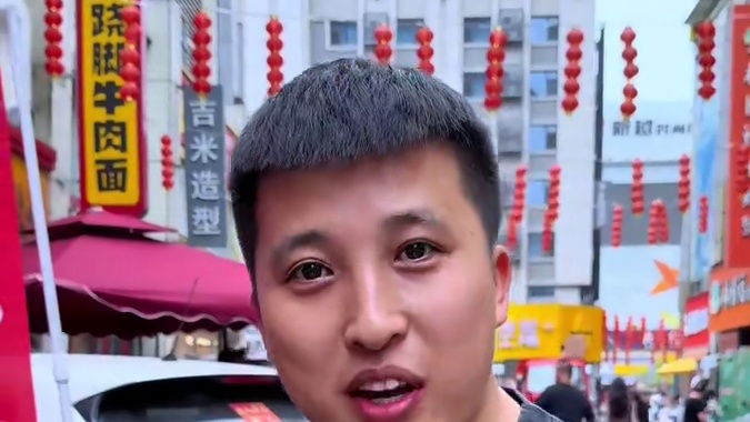 活鱼现做柳巷这地段几个人吃水煮鱼都不过百