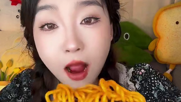 两大包组合装！还有一个黄色显眼包！推荐意面➕番茄鸡蛋面！#速食美食 #茄皇番茄面大会 #意式肉酱拌面