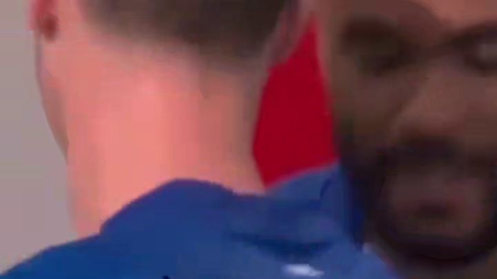 太懂自家队长了！当里斯詹姆斯一脚把球停出底线