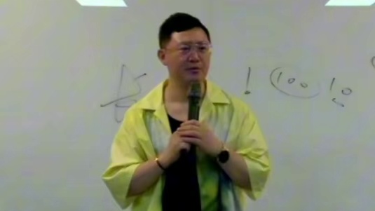 肖肖老师分享：不用看任何人的脸色过日子