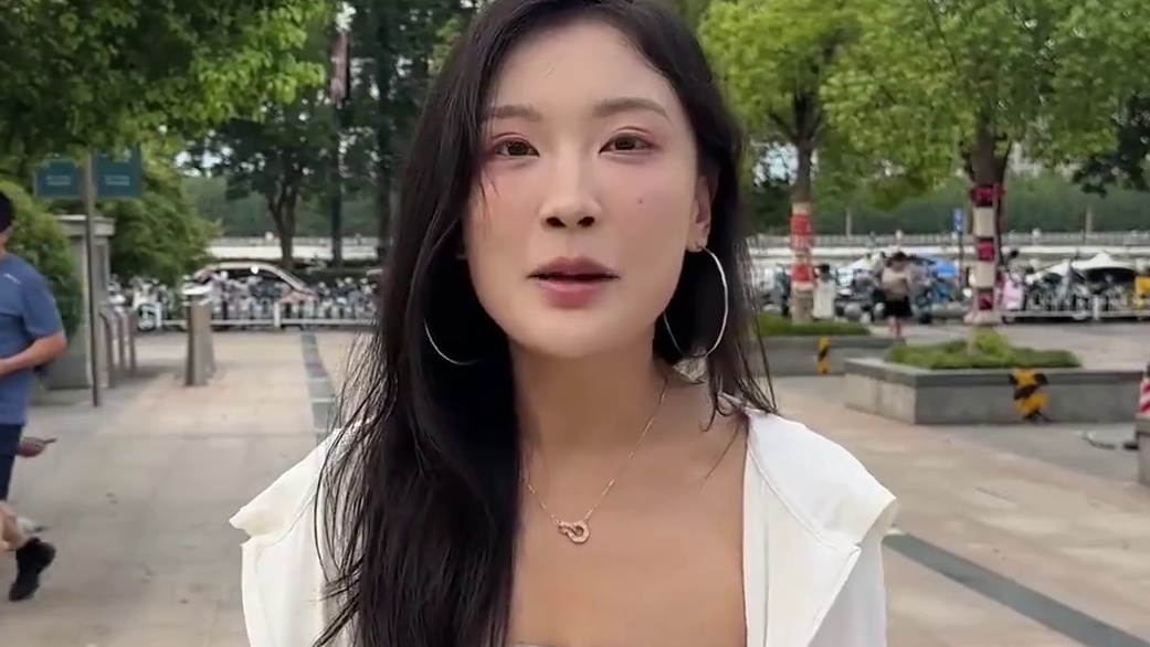 #热月和9岁男孩的川剧故事  这一刻无论多少年想起都会热血沸腾吧