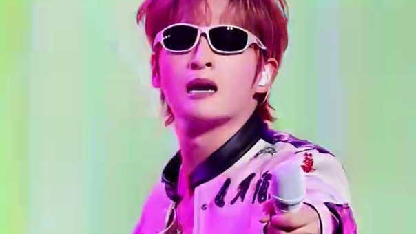 “小时候听不懂 现在听懂了已是牛马了” #张远#鸭梨大#现场版live#张远白巡回演唱会