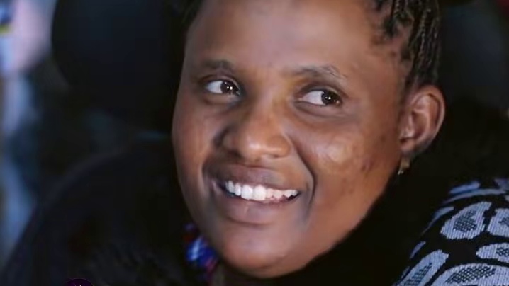 #非洲人也逃不过黄子韬的带货  黄了个桃现身说法：自信真的有用！#小伙小妹换游记#黄子韬#徐艺洋