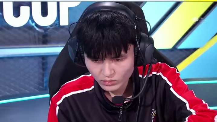 【亚洲杯中国大陆赛区选拔赛】积分赛第二日第五场
第九局：雪境裂渊 从倒一逆转成组一!shen绝境翻盘