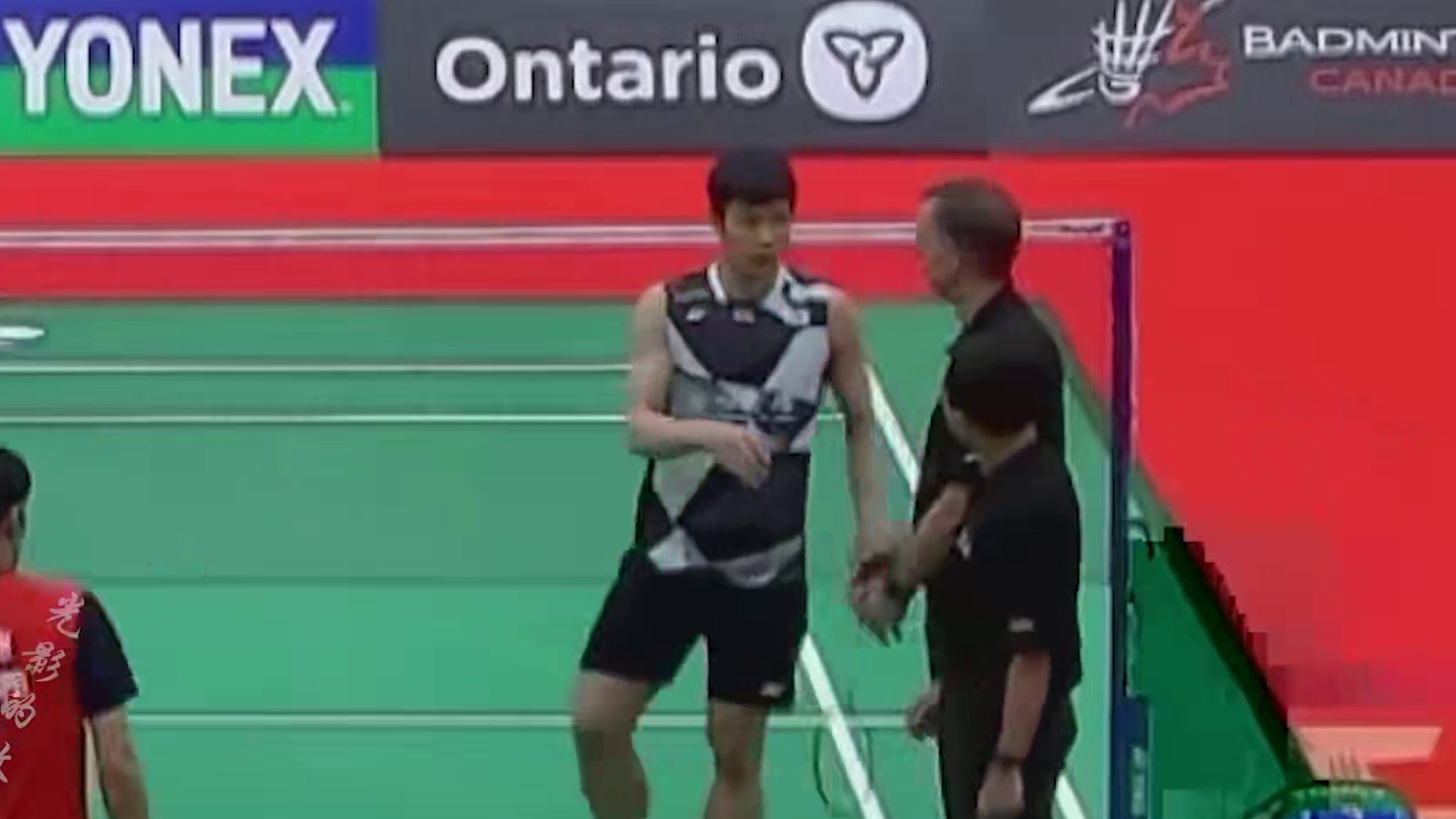 体能与经验双双上课！35岁周天成又是当导师的一天！ 影帝的这个身体素质真的是炸裂，后面两局拼提速，居