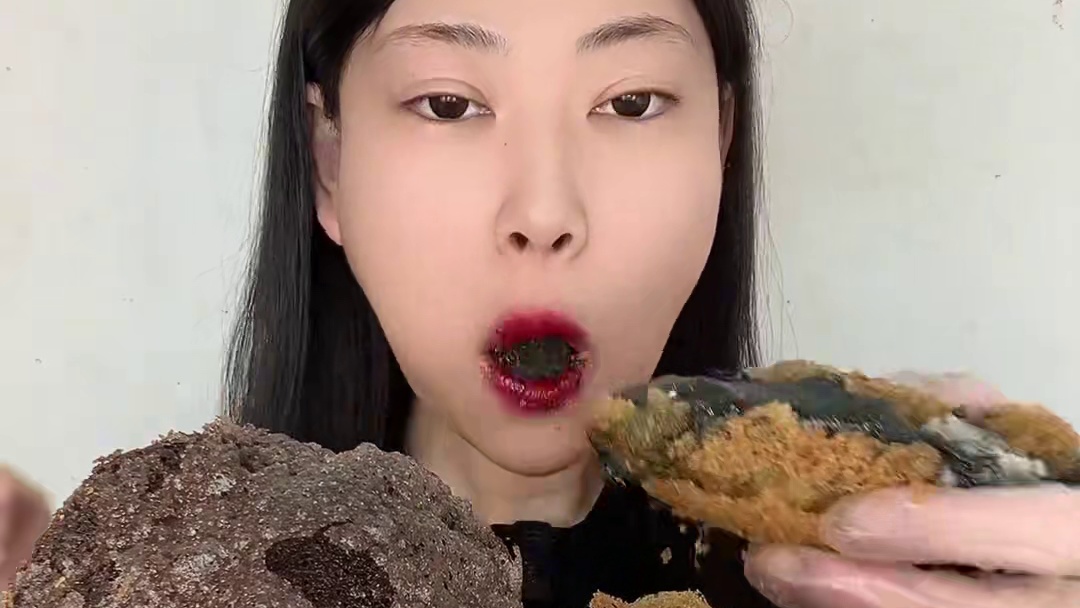 #油炸糕外酥里嫩真的好吃 #爆浆牛角包 有三种口味 到手6个 口味可以混搭发货#这个真的太好吃了 #