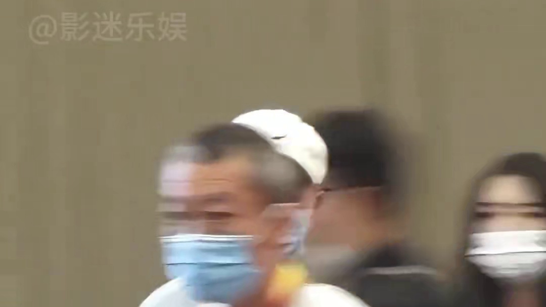 八倍镜看明星候场人情世故，檀健次被富婆包围，刘亦菲让万茜放下手机#檀健次 #刘亦菲 #蒋奇明 #娱乐