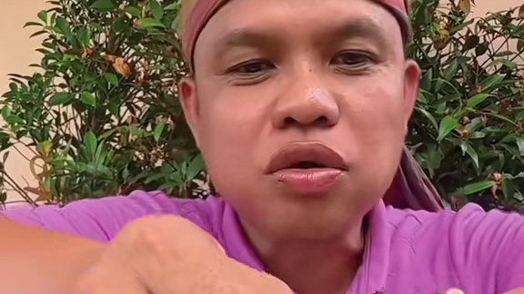 酸辣️木瓜丝碳烤蛋蛋娃 #美食 #户外美食 #泰国美食 #内容启发搜索