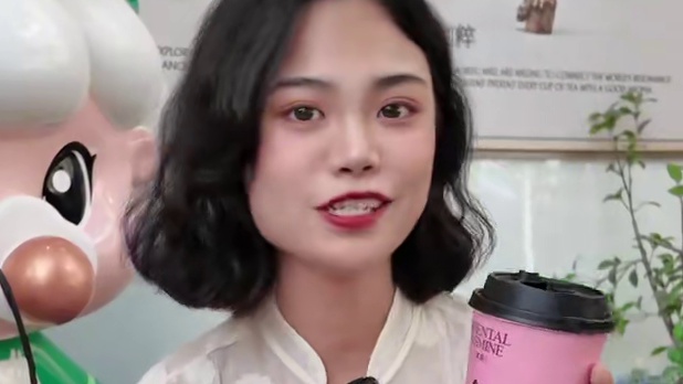 不说了，去市中心喝十块出头的茉莉奶白了~ #茉莉奶白 #茉莉奶白南宁 #茉莉奶白暑期专属 #仙女都在