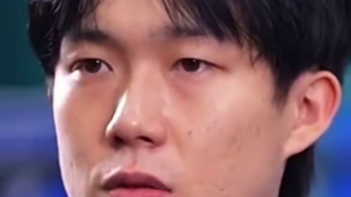 王楚钦真的很低调很谦虚，称混双是孙颖莎带着他打