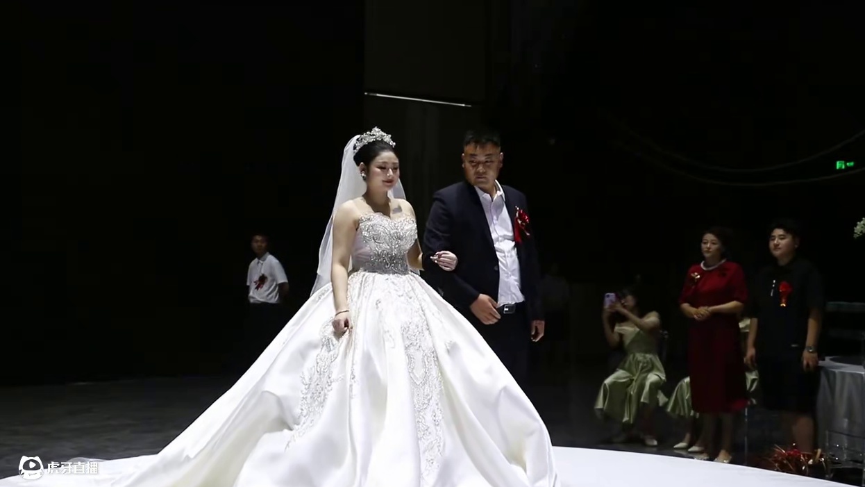 倾城之恋婚礼预告，超甜新人共同入场#滕州  #滕州婚礼  #滕州备婚