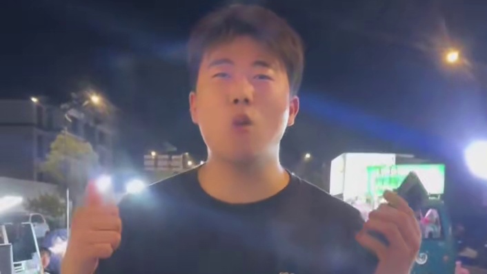 南京鬼市开市现场  今日加场：雨花区临浦路 南京鬼市卫生 共同维护 让烟火与文明共行！#南京鬼市 #