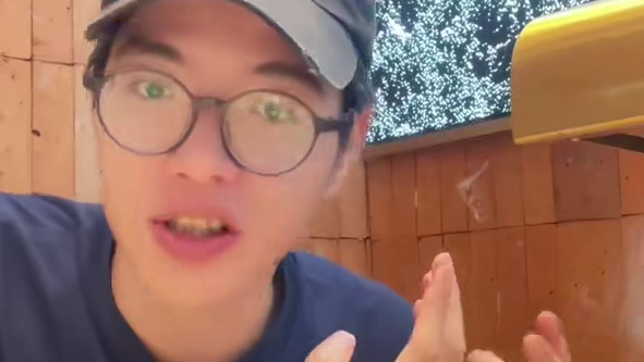 一头小野牛菜品大改！ 这次都是以鲜牛肉为主！还有准备的羊毛！#炭火烤肉 #鲜牛肉 #一起吃烤肉 #台