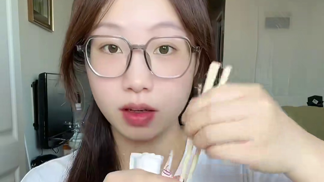 推荐泡菜味的～好好吃 #泡面 #美食 #八道拉面