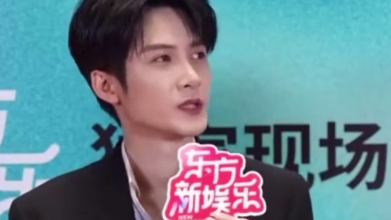 把小炭火们钓成翘嘴的“吹口哨”舞台名场面灵感来源是？#檀健次  檀教官亲自来揭秘！谁听了不说这设计实