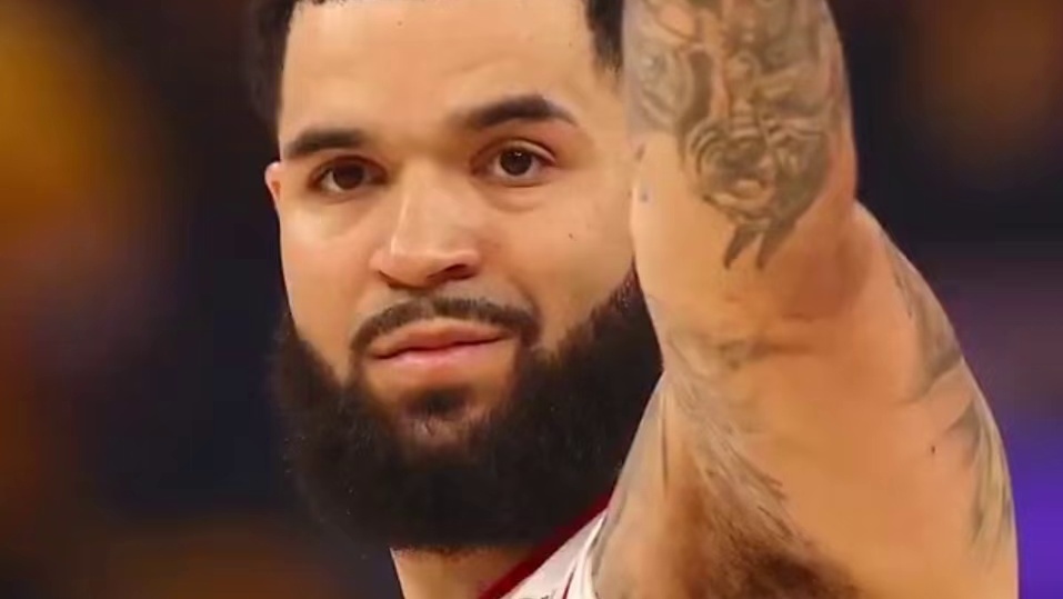 乔治：火箭对利拉德来说是理想去向，那里有足够的防守资源