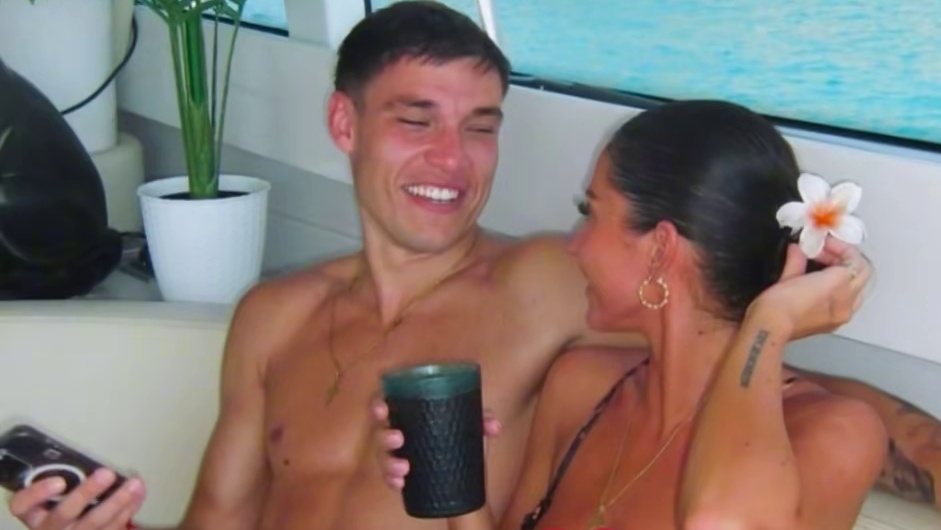 神操作！曼联球星乌加特拿下姆巴佩前女友 姆总反手就是一个点赞！#姆巴佩 #乌加特