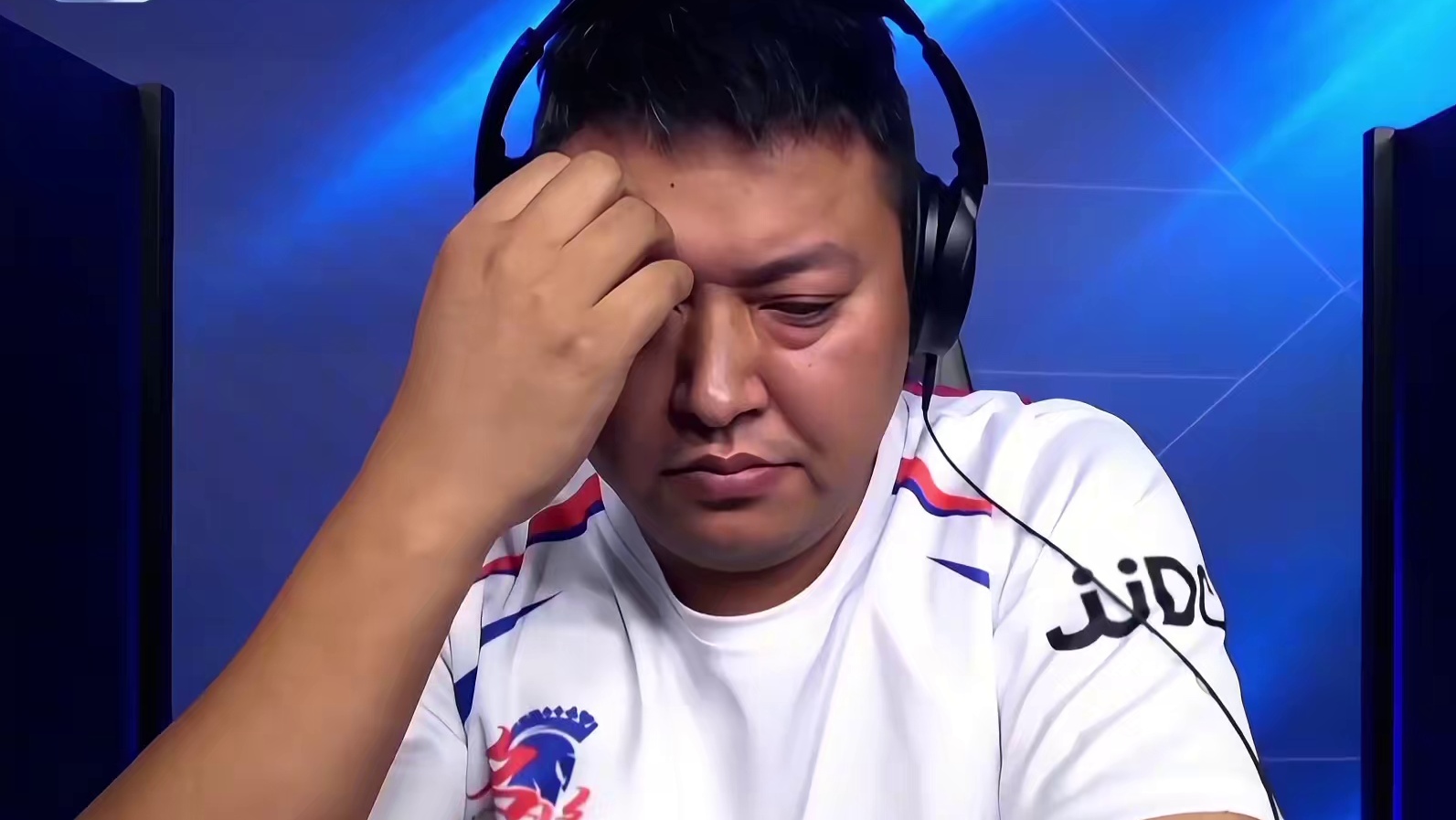 掘开上演教科书式骗炸