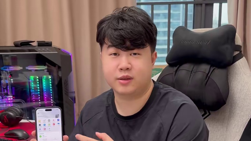 削弱后仍强势？AUG选配玩法教程 #绿联DH4300plus #NAS #绿联NAS #绝地求生