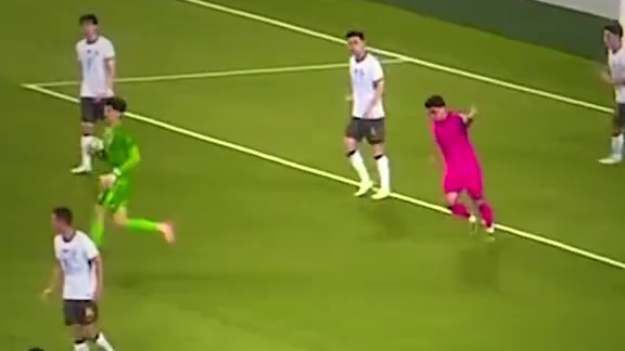 “这也许就是门将的无奈吧”#颜骏凌 #王大雷 #国足 #足球