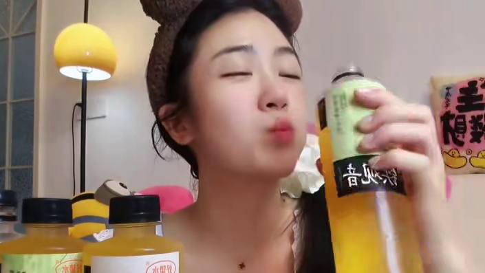 连呼吸都是芭乐香气~超级清爽解腻巨巨巨好喝！#仙女都在喝什么 #果茶 #好望水 #芭乐乌龙茶 #好喝