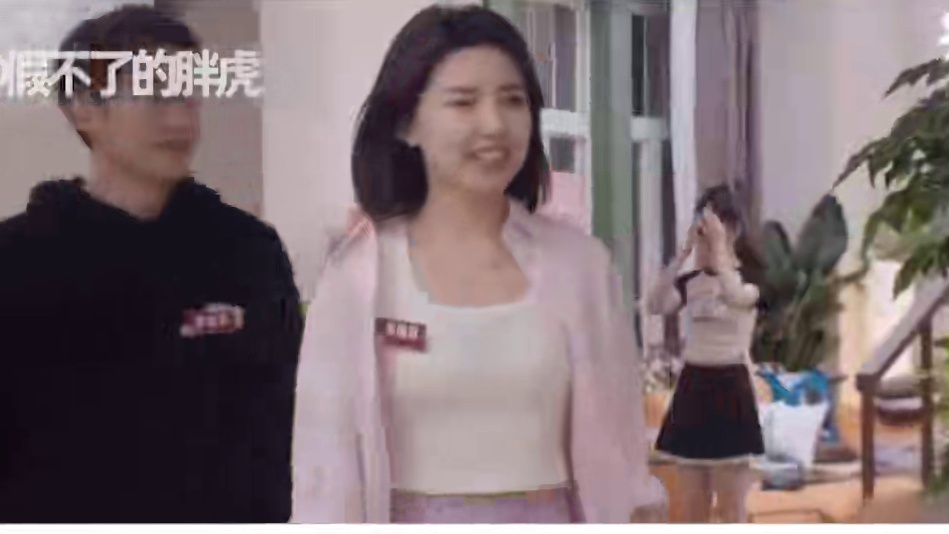 恋综女新人揭秘，隐藏富婆来了