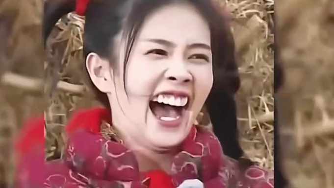 你就给她点小面包吧大叔