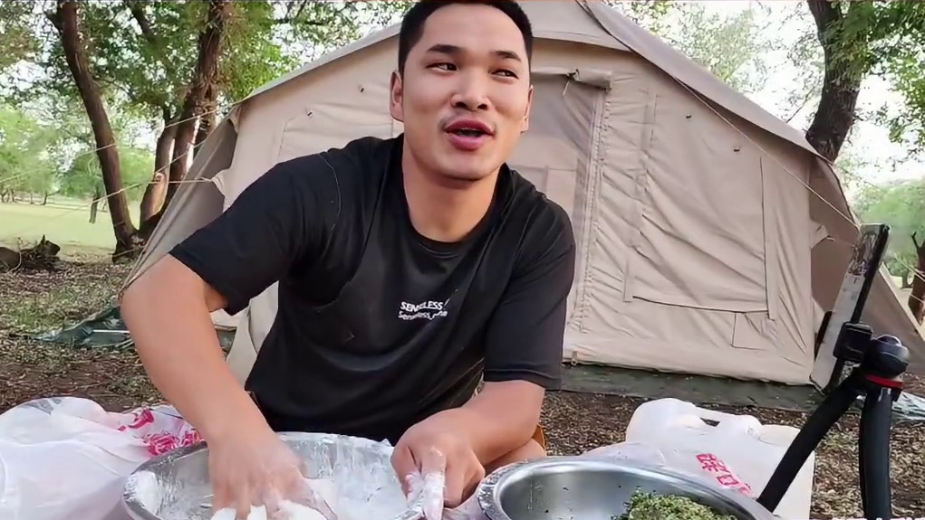 【美食小群】小群户外露营的一天？