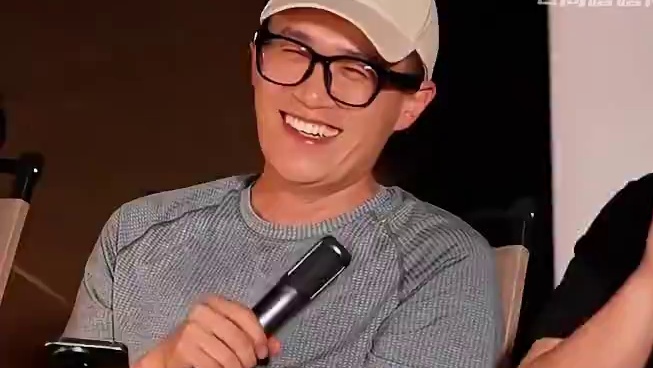 这边建议王腾直接单干算了 #小米 #雷军 #红米 #王腾