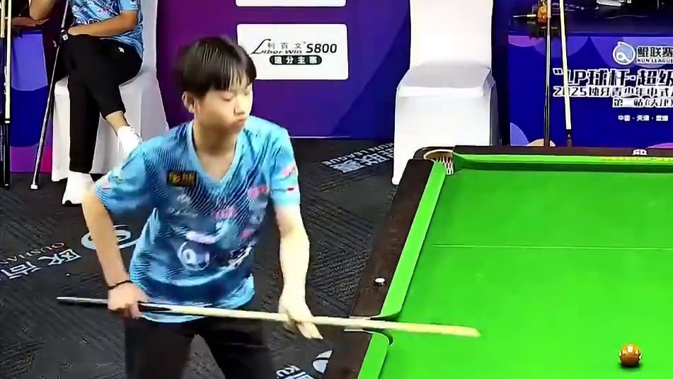 大金起手，零封对手！#独牙 #鲲联赛 #台球