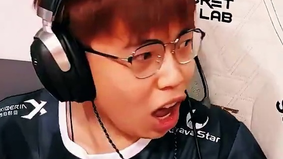 狭路相逢一打多，奋勇直前拿ACE #无畏契约 #ewc无畏契约 #电子竞技 #抖瓦杯 #盐海探索者