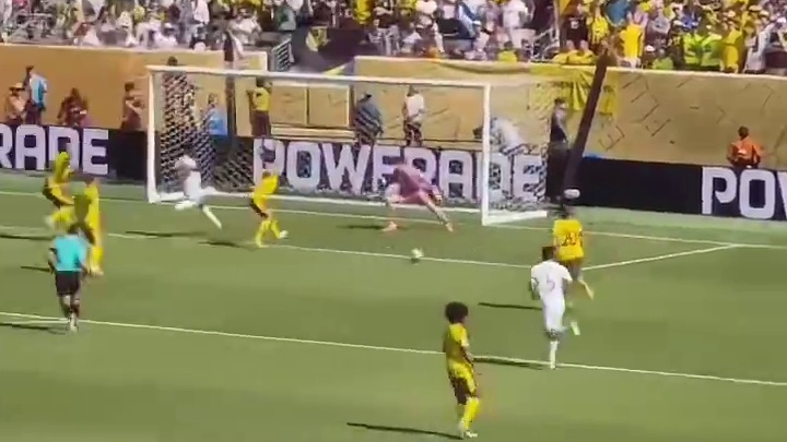 将战巴黎！阿诺德助攻！