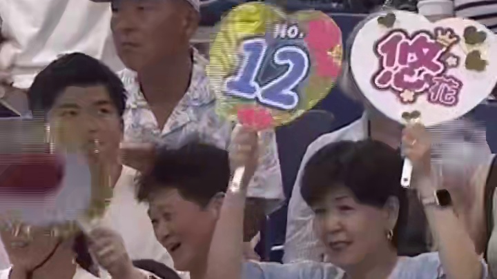 水球守门员直接从自家球门远程破门！ #水球 #射门 #守门员 #这也太厉害了吧